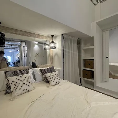 Loft 2 Beachfront Porto Faro Apartment *